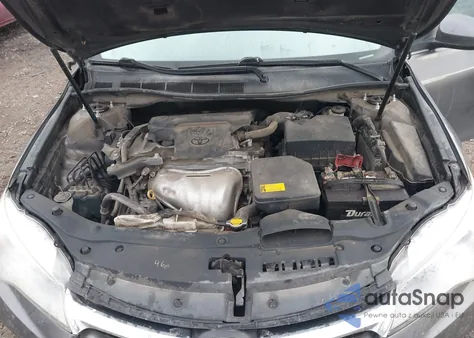 2015 Toyota Camry Le z USA, uszkodzony, nr VIN 4T4BF1FK4FR457631